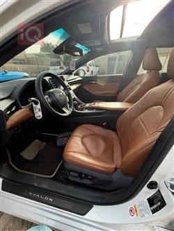 تويوتا أفالون